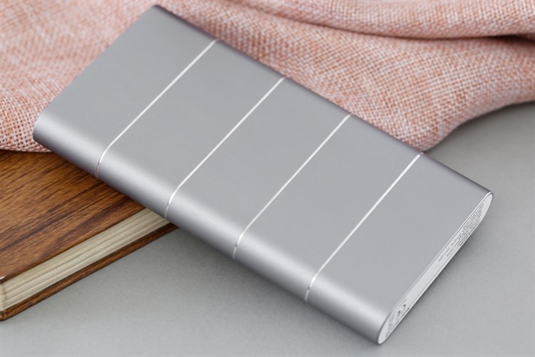 Pin sạc dự phòng Polymer 10.000 mAh Type C QC3.0 eValu PA F1 Air Màu Bạc