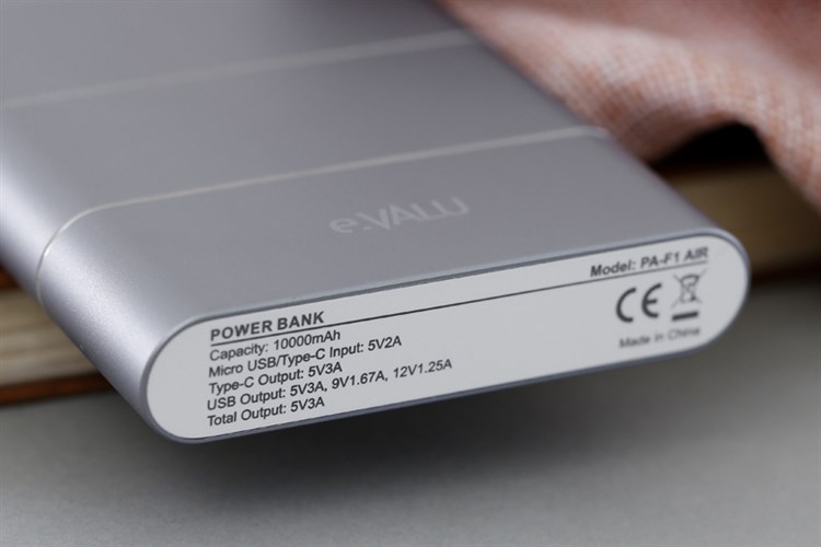Pin sạc dự phòng Polymer 10.000 mAh Type C QC3.0 eValu PA F1 Air Màu Bạc
