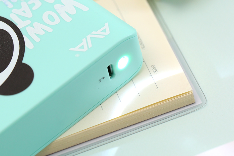 Pin sạc dự phòng 10.000 mAh AVA TS-D151 Màu Xanh ngọc