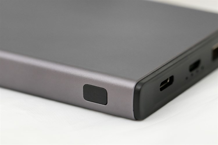 Pin sạc dự phòng Polymer 10.000 mAh Type C Xmobile Atela 10 Màu Xám