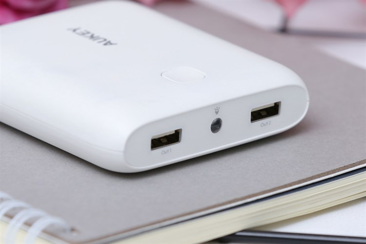 Pin sạc dự phòng 10.000 mAh AUKEY PB-N42 Màu Trắng