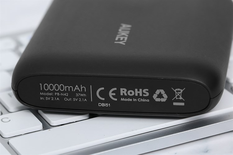 Pin sạc dự phòng 10.000 mAh AUKEY PB-N42 Màu Đen