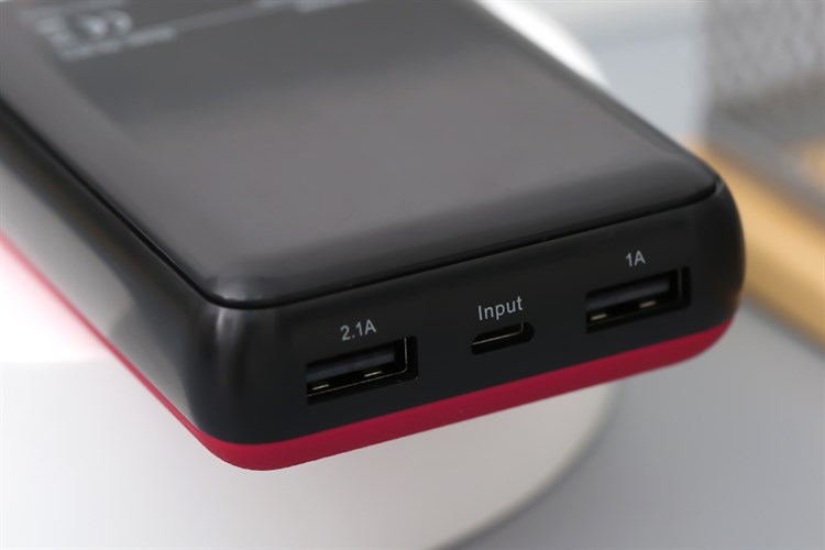 Pin sạc dự phòng Polymer 10.000 mAh 10.5W AVA PA W11 Màu Đen - Đỏ