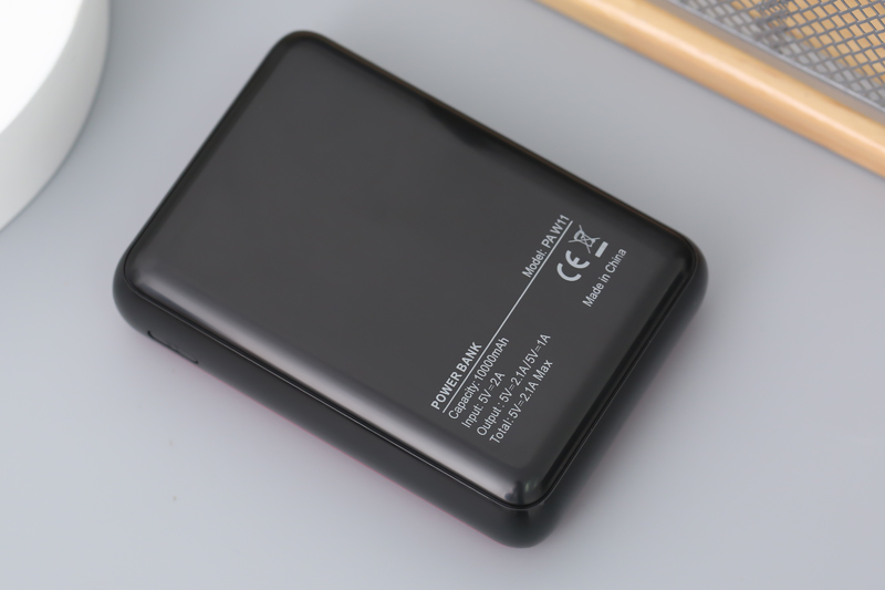 Pin sạc dự phòng Polymer 10.000 mAh 10.5W AVA PA W11 - 13