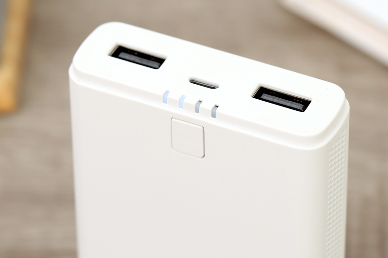 Pin sạc dự phòng 7.500 mAh AVA DS630-WB Màu Trắng