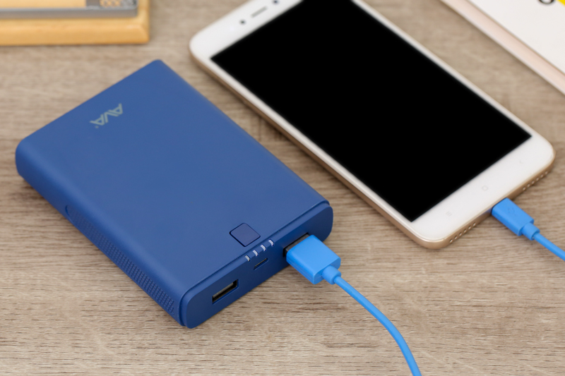 Pin sạc dự phòng 10.000 mAh AVA DS629-WB Màu Xanh Navy