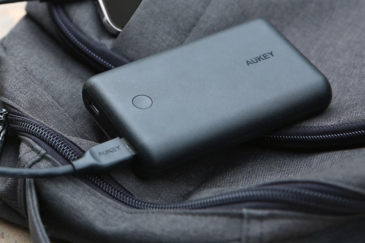 Pin sạc dự phòng 10.050 mAh Type-C PD QC3.0 AUKEY PB-XD10 Màu Đen