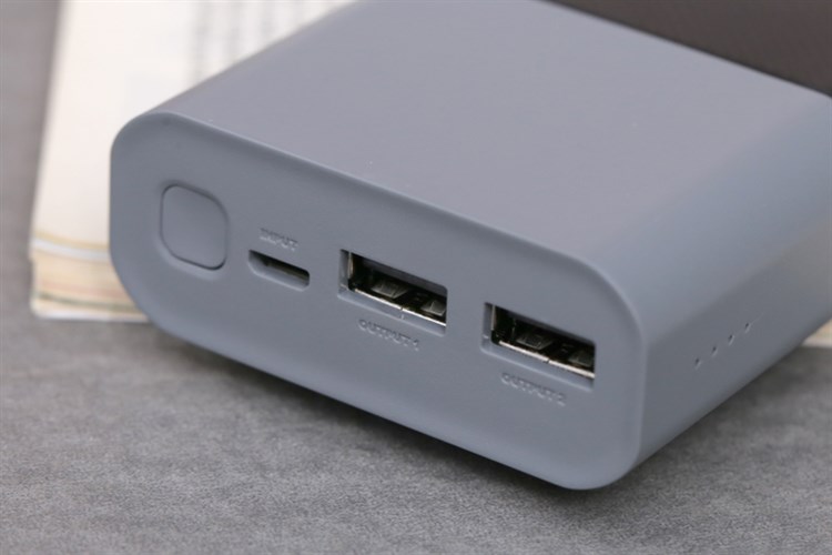 Pin sạc dự phòng Polymer 10.000 mAh AVA Pilot Màu Xám