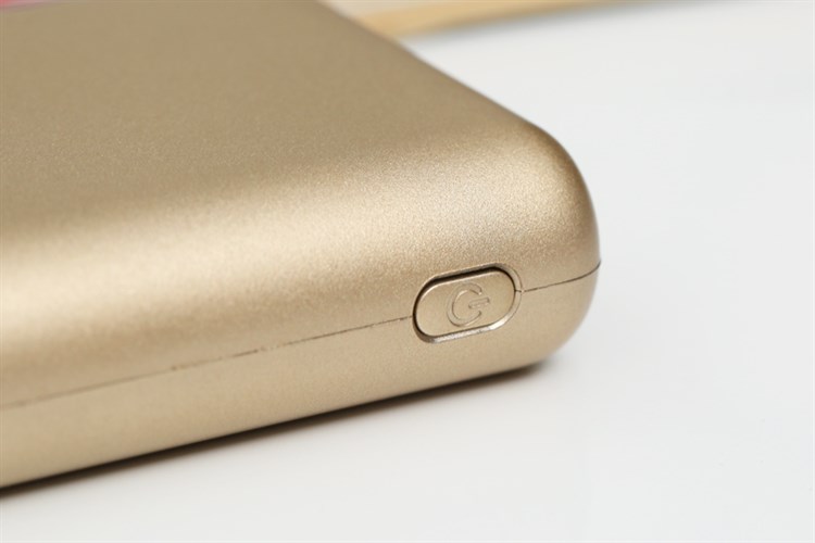 Pin sạc dự phòng 7.500 mAh AVA LA 10K-1 Màu Vàng đồng