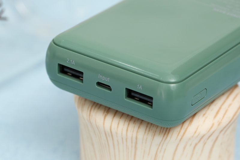 Pin sạc dự phòng Polymer 10.000mAh AVA PA W11 X Màu Xanh rêu
