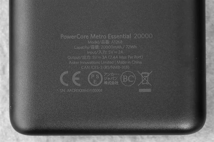Pin sạc dự phòng Polymer 20.000 mAh Type C Anker PowerCore Metro Essential A1268 Màu Đen