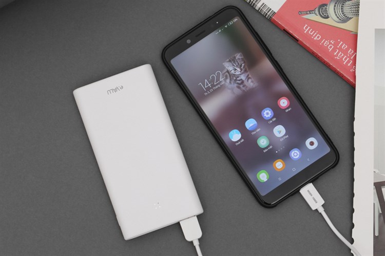 Pin sạc dự phòng Polymer 10.000 mAh Lightning 12W eValu PJ JP189SL Màu Trắng