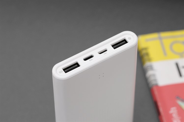 Pin sạc dự phòng Polymer 10.000 mAh Lightning 12W eValu PJ JP189SL Màu Trắng