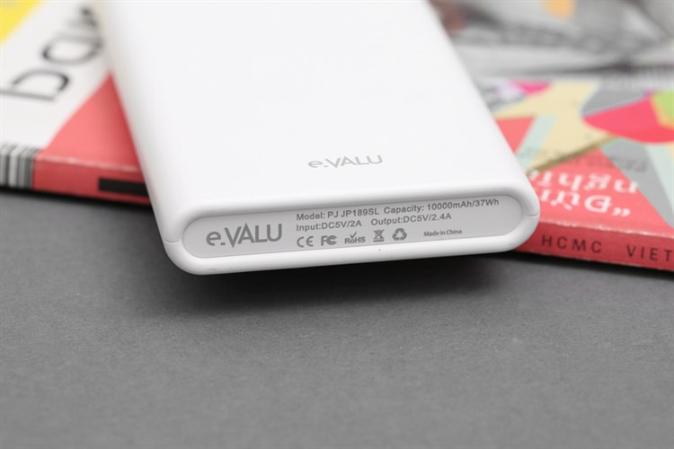 Pin sạc dự phòng Polymer 10.000 mAh Lightning 12W eValu PJ JP189SL Màu Trắng