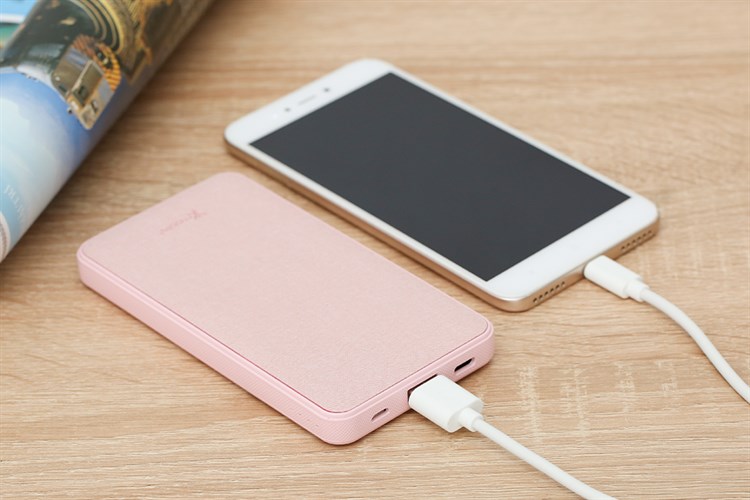Pin sạc dự phòng Polymer 10.000 mAh Type C PD QC3.0 18W Xmobile P68D Màu Hồng