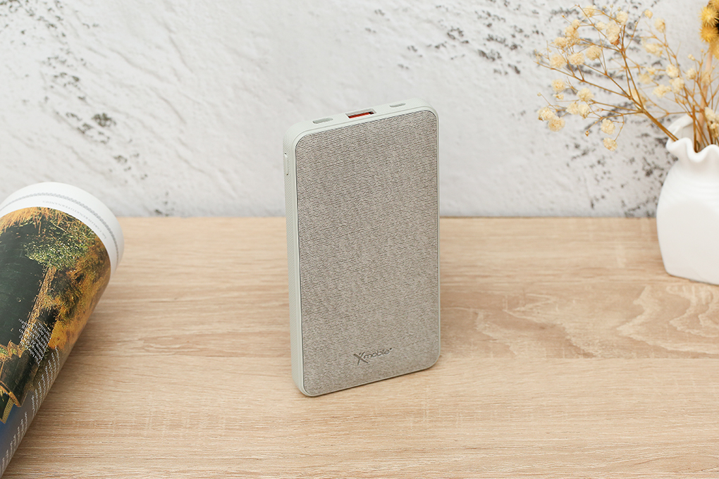 Pin sạc dự phòng Polymer 10.000 mAh Type C PD QC3.0 18W Xmobile P68D Màu Xám