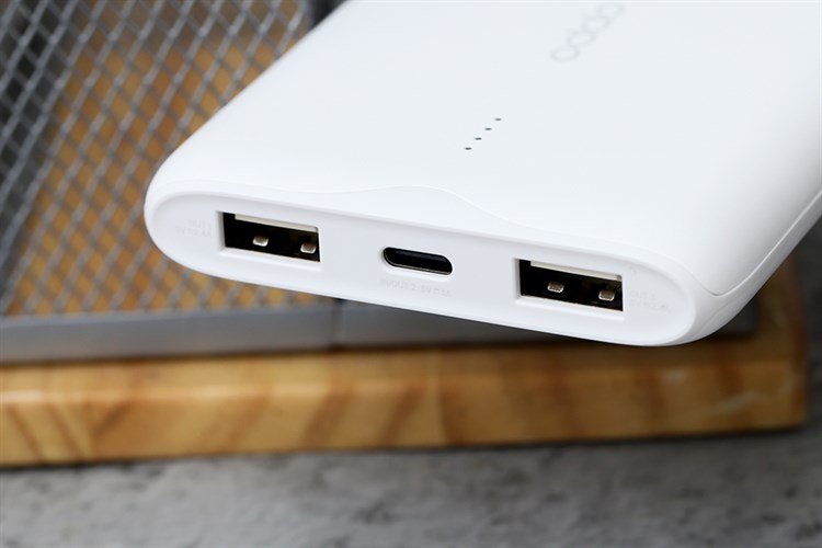 Pin sạc dự phòng Polymer 10.000 mAh Type C PD QC3.0 18W OPPO PBT02 Màu Trắng