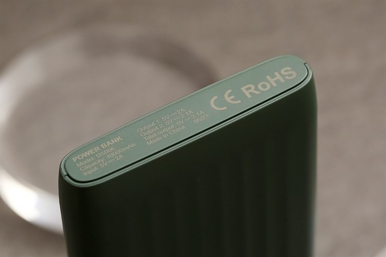 Pin sạc dự phòng Polymer 10000mAh 10.5W AVA+ DS006 Màu Xanh rêu