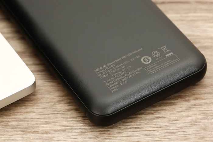 Pin sạc dự phòng Polymer 10000mAh Type C 10W AVA+ PB100S Màu Đen