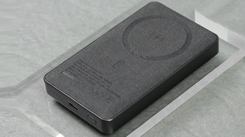 Pin sạc dự phòng không dây Xmobile PowerLite P181P - Sạc dự phòng có lõi pin Li-Polymer 