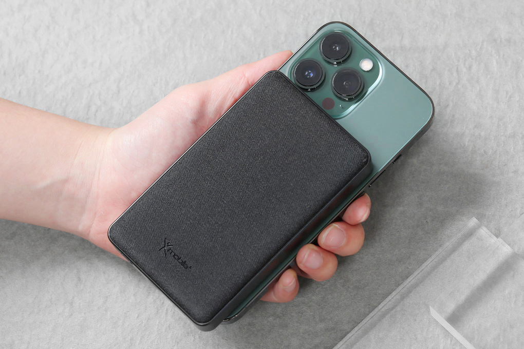 Pin sạc dự phòng Polymer 10000mAh không dây Magnetic Type C PD 20W Xmobile PowerLite P181P Màu Đen