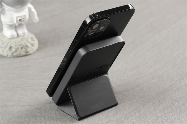 Pin sạc dự phòng Polymer 5000mAh không dây Magnetic Type C 12W Anker MagGo A1611 Màu Đen