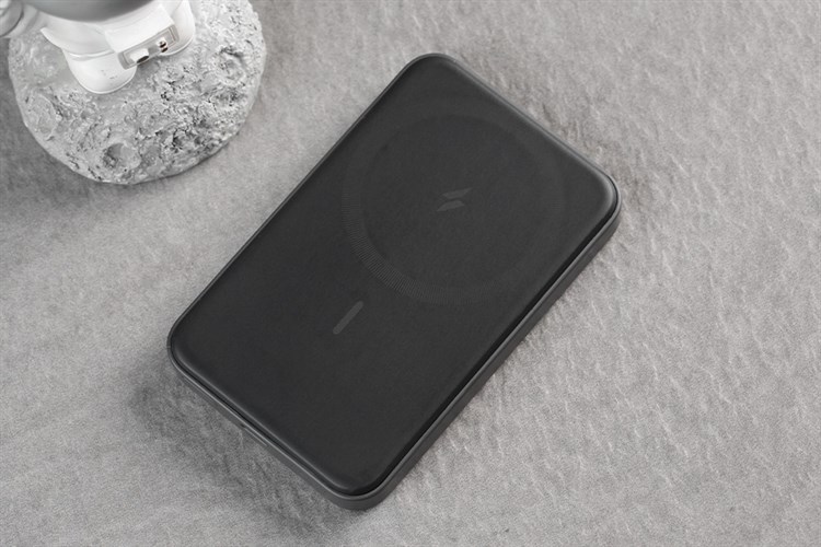 Pin sạc dự phòng Polymer 5000mAh không dây Magnetic Type C 12W Anker MagGo A1611 Màu Đen