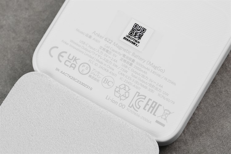 Pin sạc dự phòng Polymer 5000mAh không dây Magnetic Type C 12W Anker MagGo A1611 Màu Trắng