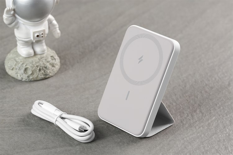 Pin sạc dự phòng Polymer 5000mAh không dây Magnetic Type C 12W Anker MagGo A1611 Màu Trắng