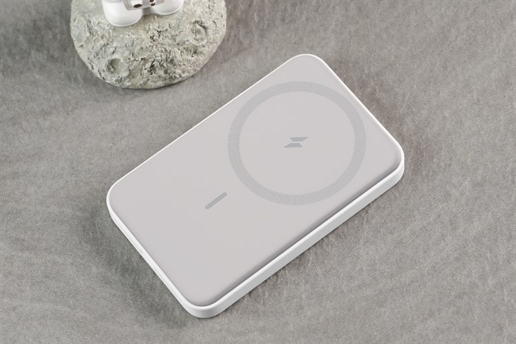 Pin sạc dự phòng Polymer 5000mAh không dây Magnetic Type C 12W Anker MagGo A1611 Màu Trắng