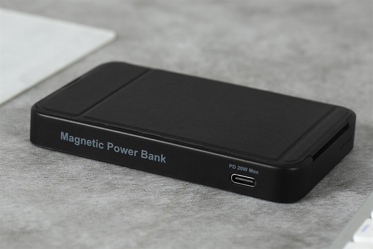 Pin sạc dự phòng Polymer 5000mAh không dây Magnetic Type C PD 20W Xmobile DS611 Màu Đen