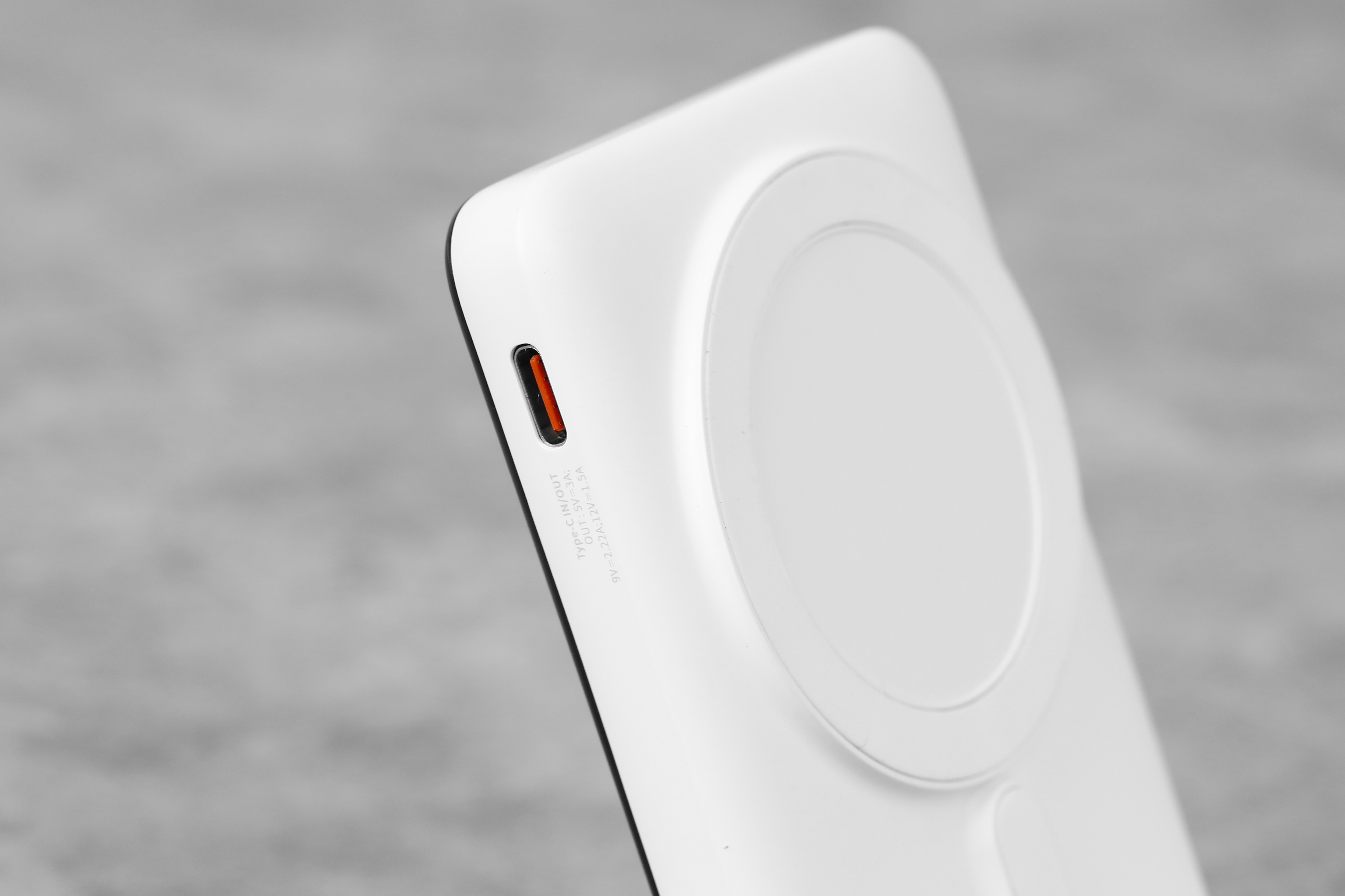 Pin sạc dự phòng Polymer 10000mAh không dây Magnetic Type C PD 20W Baseus PPCXZ10 Màu Trắng