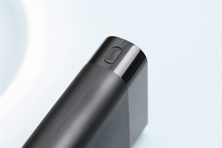 Pin sạc dự phòng Polymer 10000mAh 12W AVA+ JP299 Màu Đen