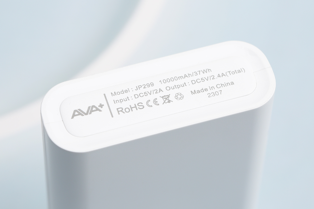 Pin sạc dự phòng Polymer 10000mAh 12W AVA+ JP299 - 5
