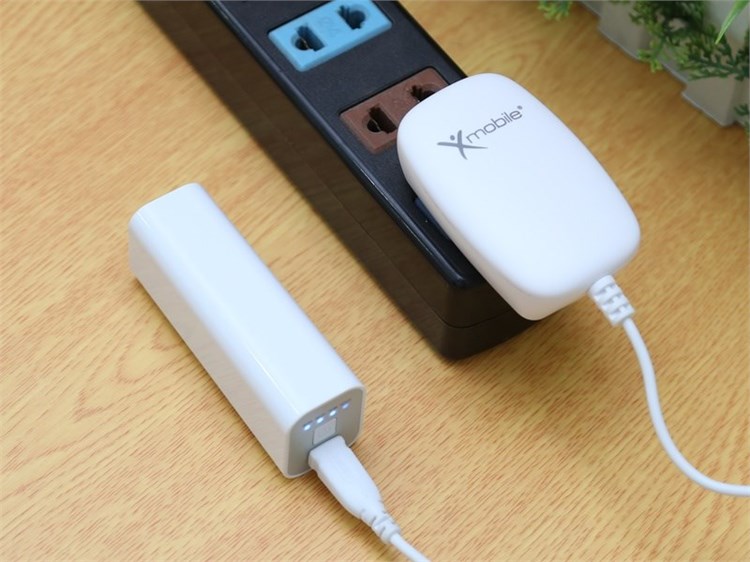 Pin sạc dự phòng X mobile 3000 mAh Màu Trắng