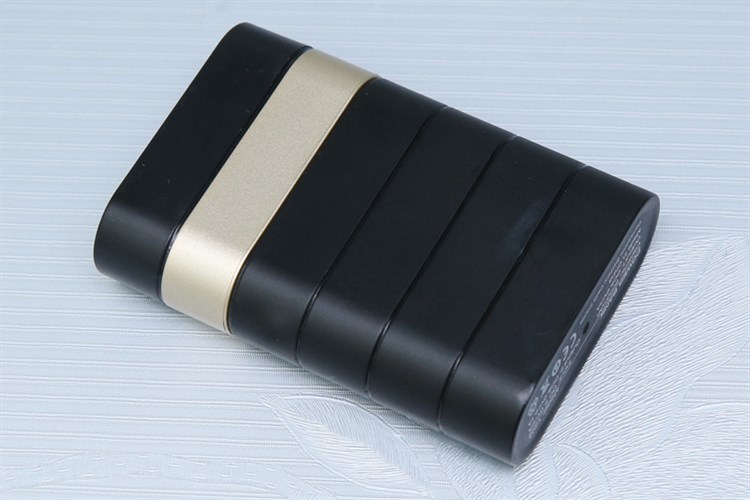 Xmobile Y303 Màu Đen - Vàng đồng