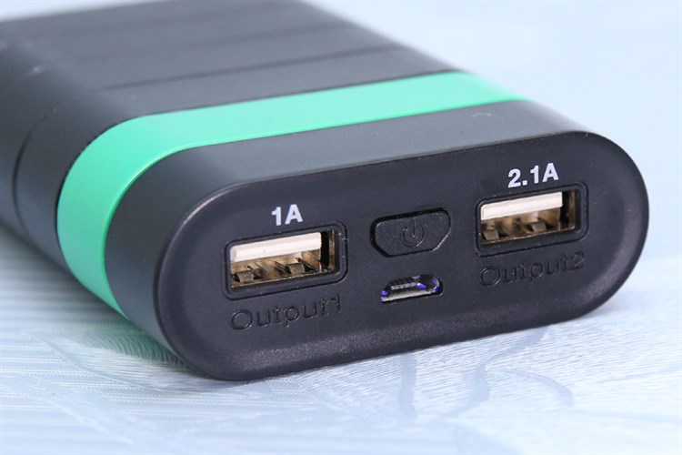 Xmobile Y303 Màu Đen - Xanh lá