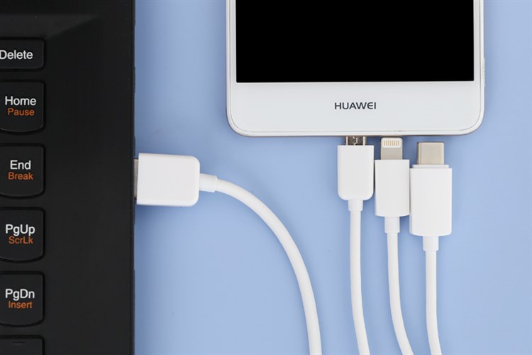 Cáp 3 đầu Lightning Type-C Micro 1 m Xmobile AP03-1000 Màu Trắng