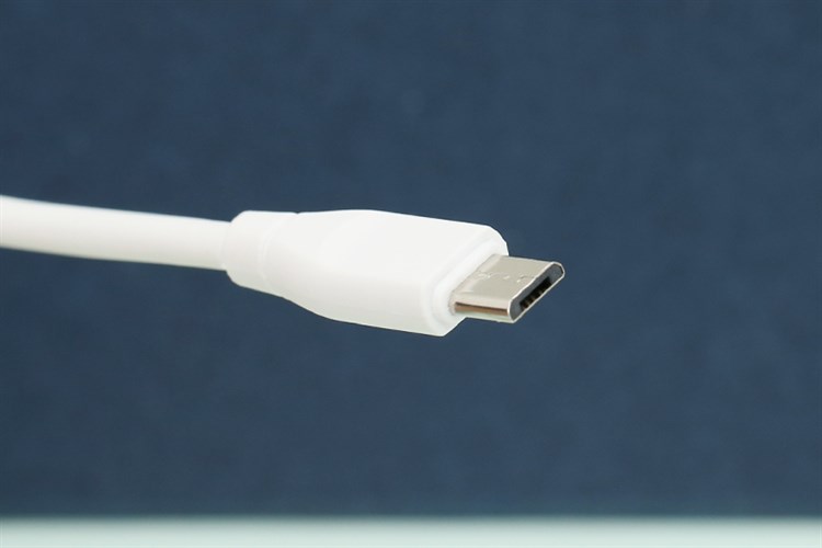 Cáp Micro 1 m AVA Speed II Màu Trắng