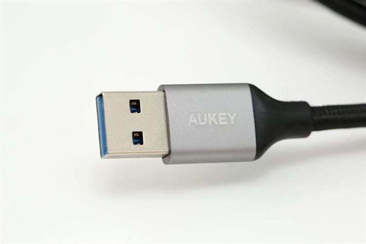 Cáp Type-C 2m AUKEY CB-CD3 Màu Đen