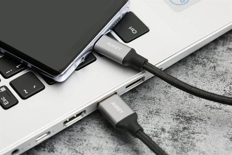 Cáp Type-C 2m AUKEY CB-CD3 Màu Đen