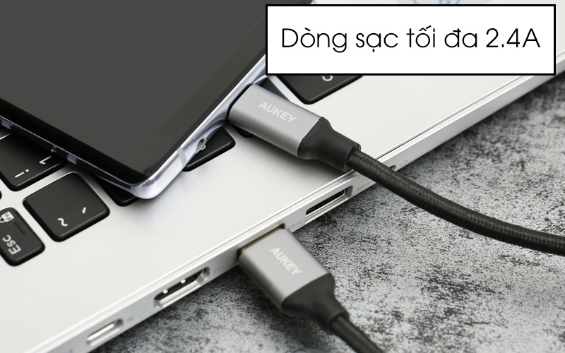 Cáp Type-C 2 m AUKEY CB-CD3 Đen với dòng sạc 2.4A Cáp Type-C 2 m AUKEY CB-CD3 Đen với dòng sạc 2.4A