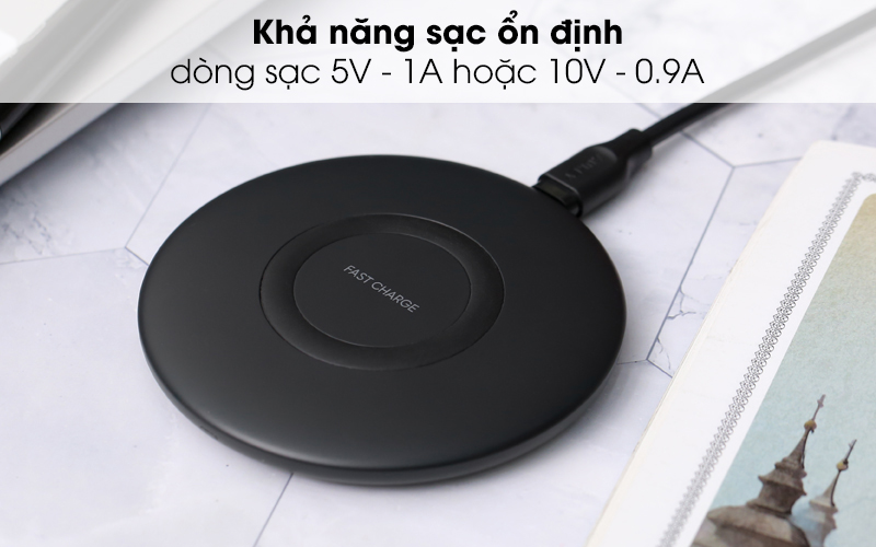 Sạc không dây 9W Qi Type C Samsung EP-P1100 đen sạc thiết bị ổn định