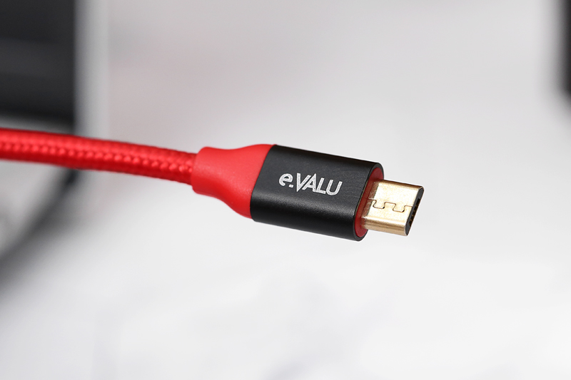 Cáp sạc và truyền dữ liệu USB-A - Micro USB 10.5W 1m eValu LTM-01 Màu Đen - Đỏ