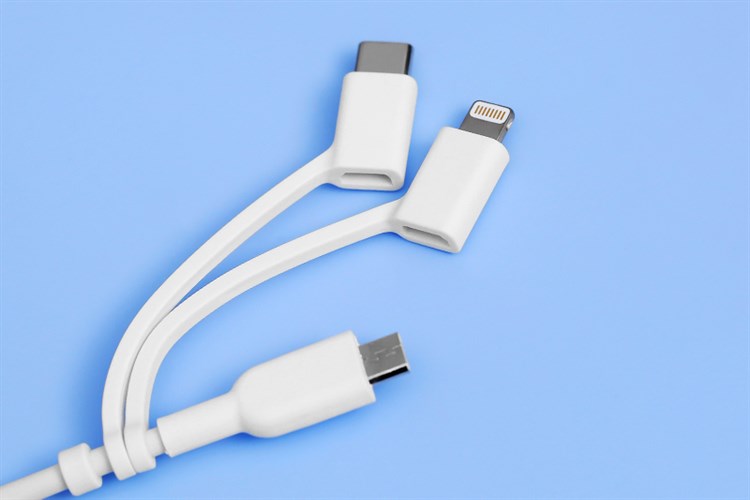 Cáp 3 đầu Lightning Type C Micro 0.9m Anker Powerline II A8436 Trắng Màu Trắng