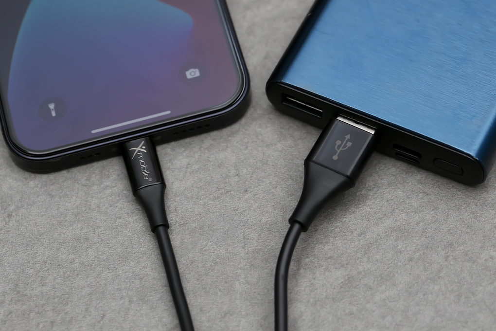 Cáp sạc và truyền dữ liệu USB-A - Lightning 12W 1m Xmobile AL31-1000 Màu Đen