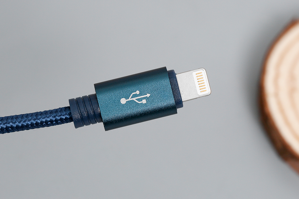 Cáp sạc và truyền dữ liệu 3 đầu USB-A - Type-C Lightning Micro USB 15W 1m eValu Spanker B 2 Màu Xanh dương đậm