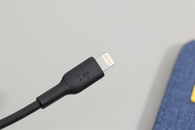 Cáp Lightning MFI 1m Belkin CAA001 Màu Đen