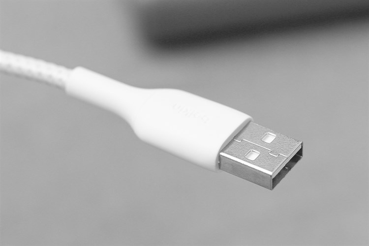 Cáp Lightning MFI 1m Belkin CAA002 Màu Trắng