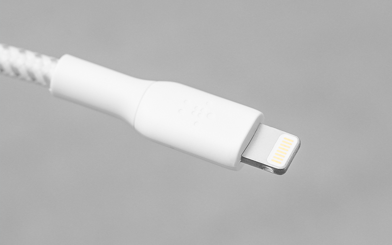 Cáp USB - Lightning MFI Belkin CAA002 2m - Thiết kế chuyên dụng cho các thiết bị của Apple